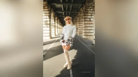 AdrianaAkerman — Paris