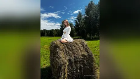 AuroraCruise — summer girl*)
