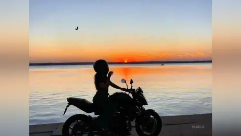 Nicole — Two worlds, one passion: me.💕