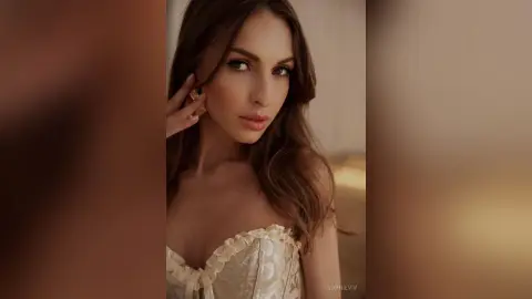 SophieViv — .