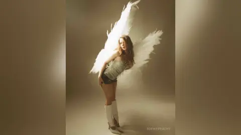 SophiePeachy — your angel 🪽