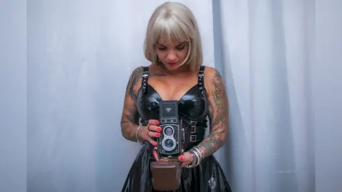 VanessaOdette — You wish!