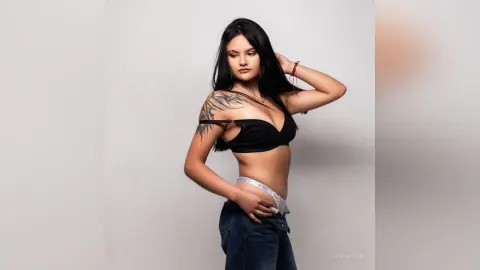 GigiHarlow — 🖤 Street Vibes