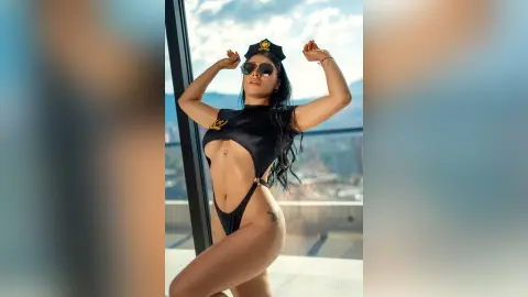SofiaLuxy — 🤭🎭