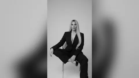 Kym — Whispers in Black 🖤