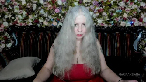 MariaAnziana — Red