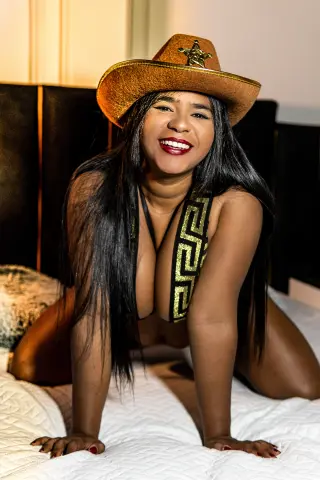 chocolatesexx — Streamate Photos