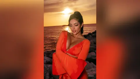 Andrea — HOT Summer🥵