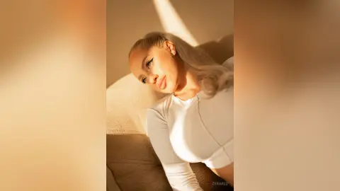 ZyraRed — Sun Kissed