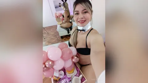 CarlyGrens — Sexy me  BB