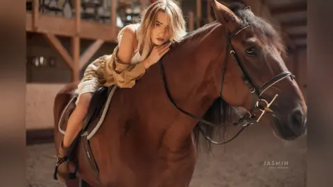CarolineMayer — Horse ride:)