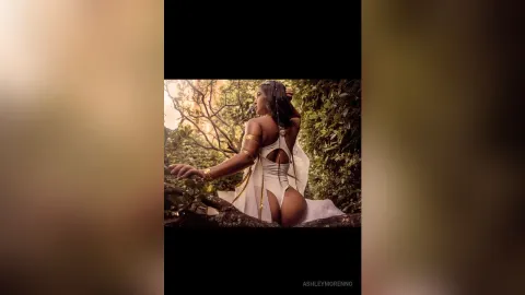AshleyMorenno — Halloween 🎃👻
