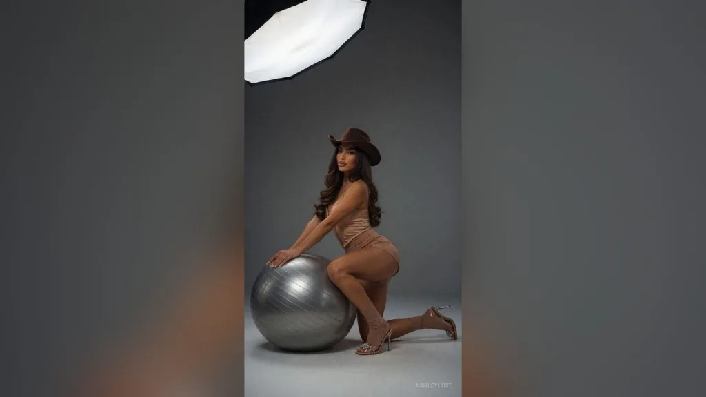 AshleyLuxe