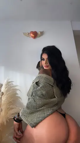 Janett_cruz — Streamate Photos