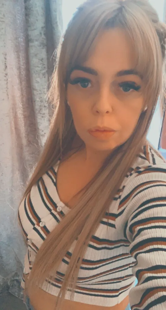 Unfaithful_bellaa — Streamate Photos