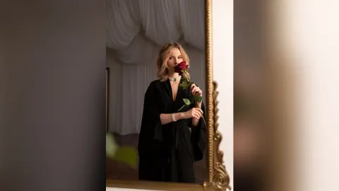 EllyBelloy — Merry Christmas