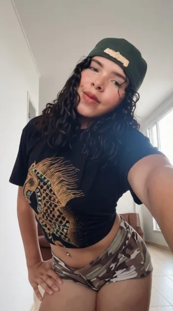 NikiRous — Streamate Photos
