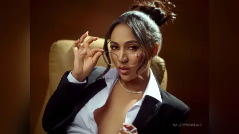 ValerySinclair — sexy secretary