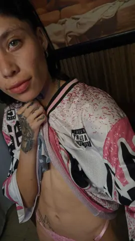 Morgan_Evans_t — Streamate Photos