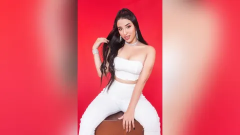 ChloeLorely — 3