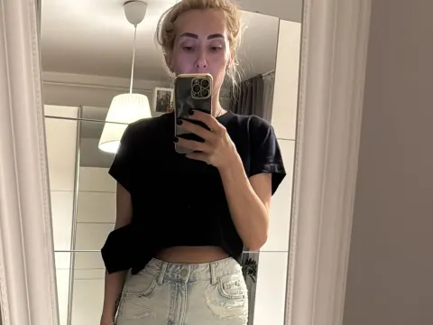 JenniferRein cam model