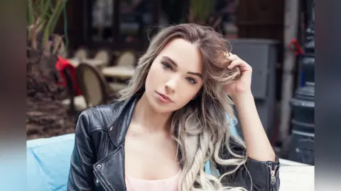 CarolineMayer — Outdoor relaxation
