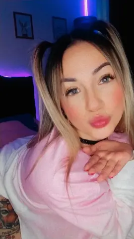 Sara019 — Streamate Photos