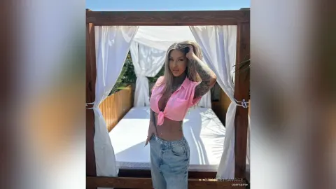 ScarletSavage — Shy... For Now 🙈