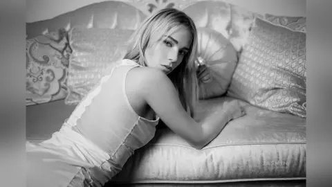 CarolineMayer — Relaxed