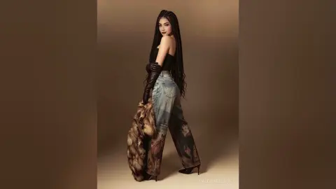 ValeriaEclaire — 💋