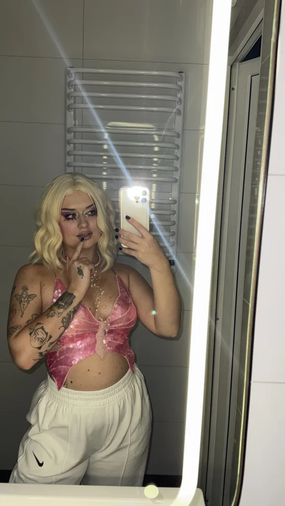 BabyMoonTina — Streamate Photos