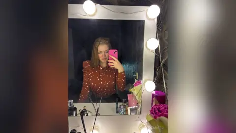 ElizabethCamaro — could be with you💌