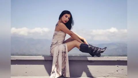 AlexaWane — dress and boots 🤭