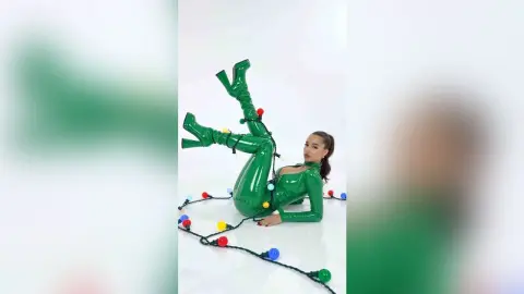HanaRoss — Santa’s favorite ❤️ 