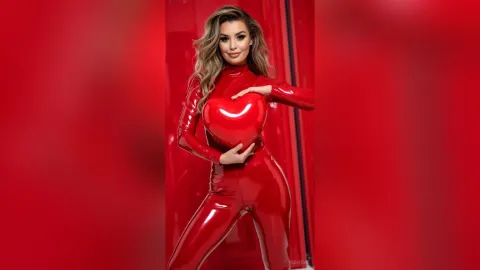 ReeseEve — Latex Queen