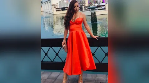 MariaDion — Tanned%20body