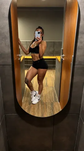 Lola_meme — Streamate Photos