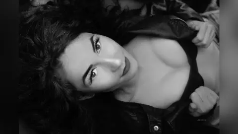 Julya — black and white