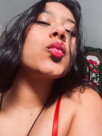 AnnaSmiles — Streamate Photos