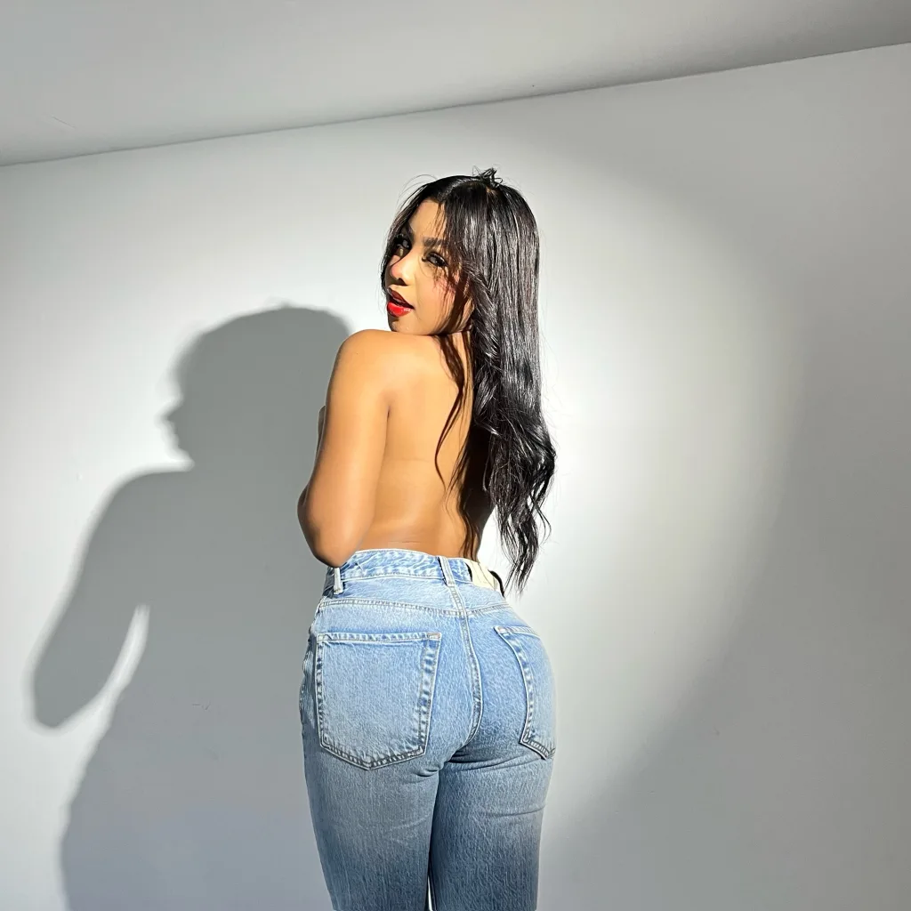 Maddie33 — Streamate Photos