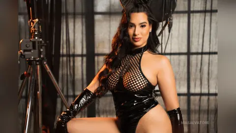 NiaSalvatore — For my latex lovers