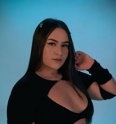 Vanessa_Foxyy — Streamate Photos