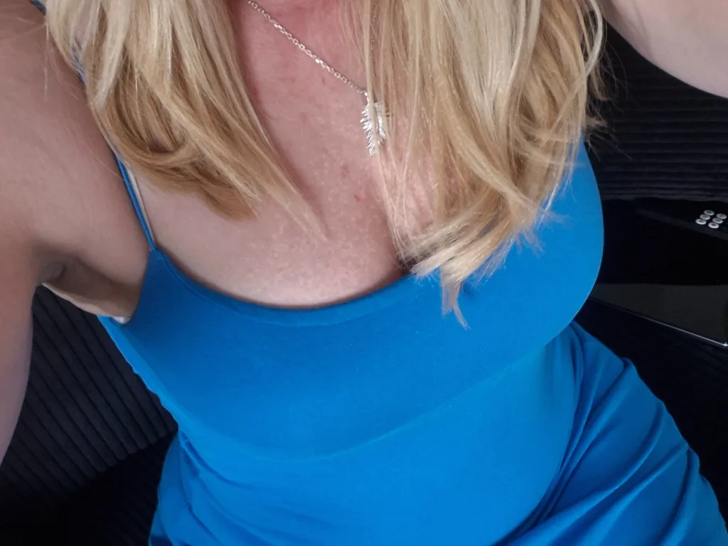 BlondieBeaux — Streamate Photos