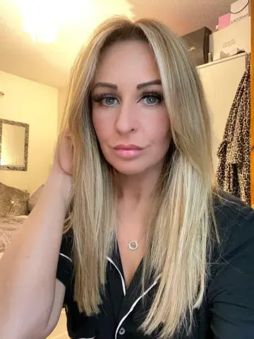 SofiaSanctuaryUK — Streamate Photos