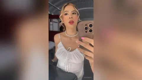 IssaDubois — issa 💋