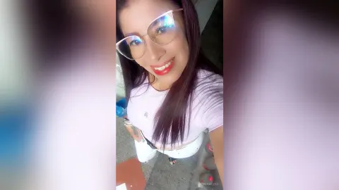 KendraLeeh — Sexy and wild