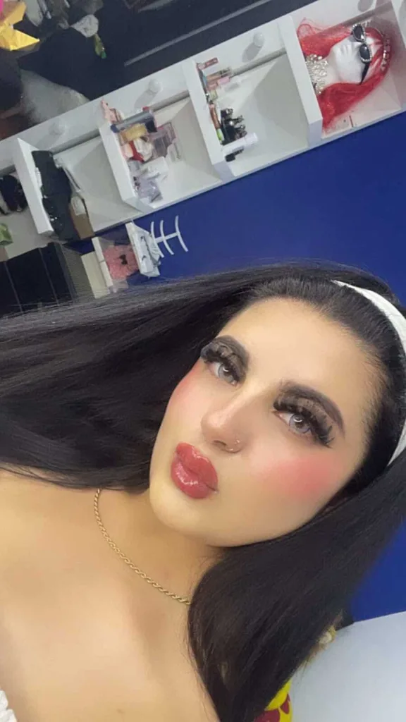 Emilyconore — Streamate Photos