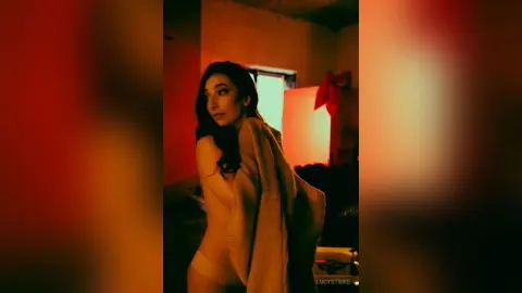 LucyStrike — .