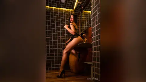 KandriaRose — Black🖤