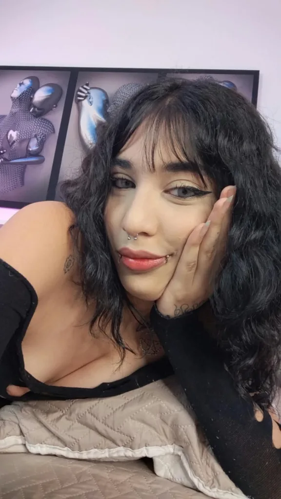 MilyMoretti — Streamate Photos